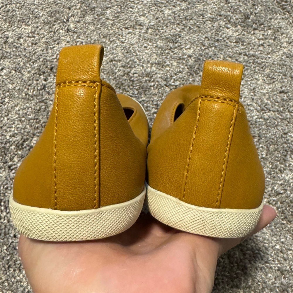Frye Melanie Flats Women’s Size 9.5 - Picture 4 of 8